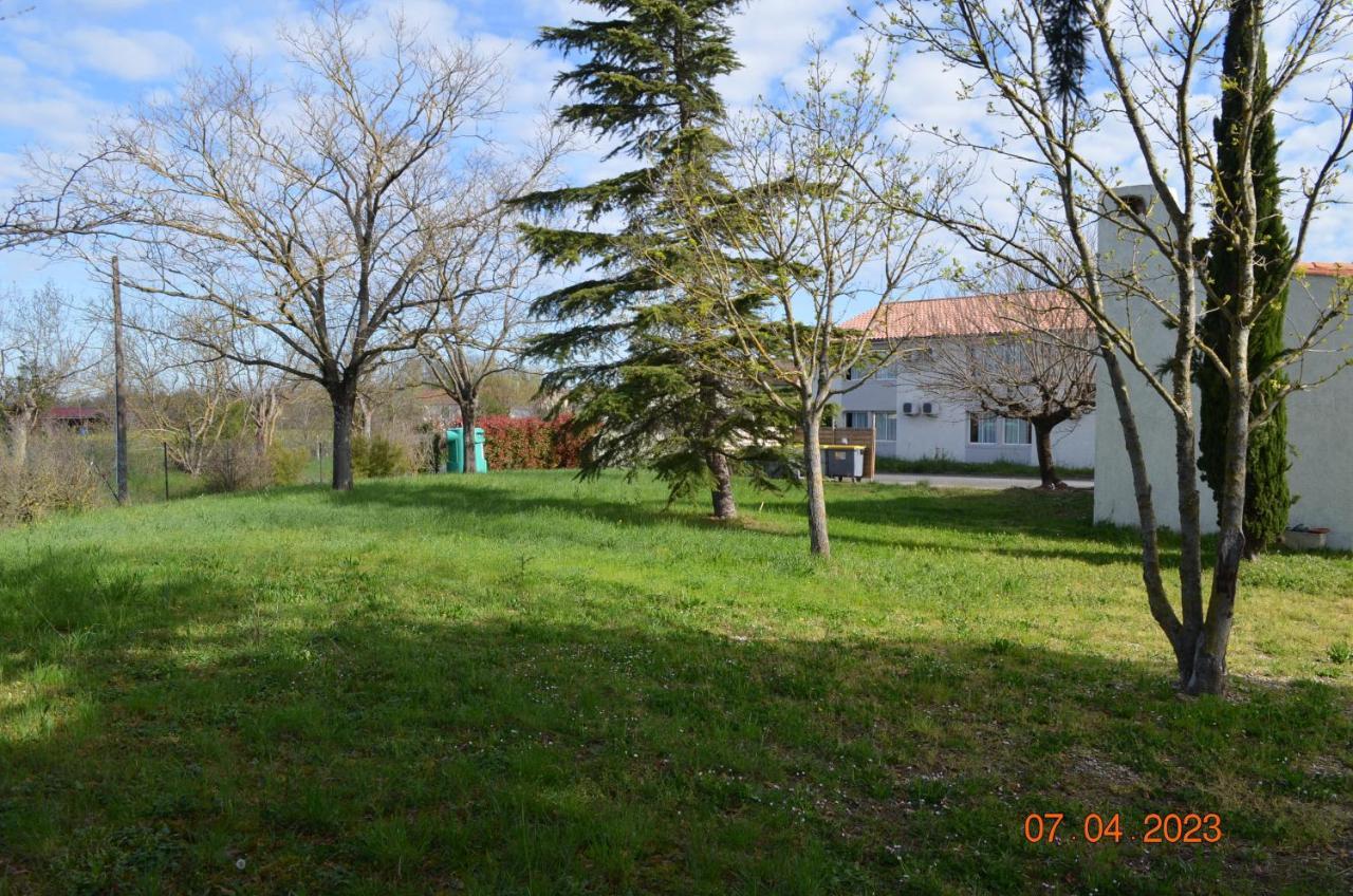 Greet Hôtel Castres Saix Saix  Exterior foto